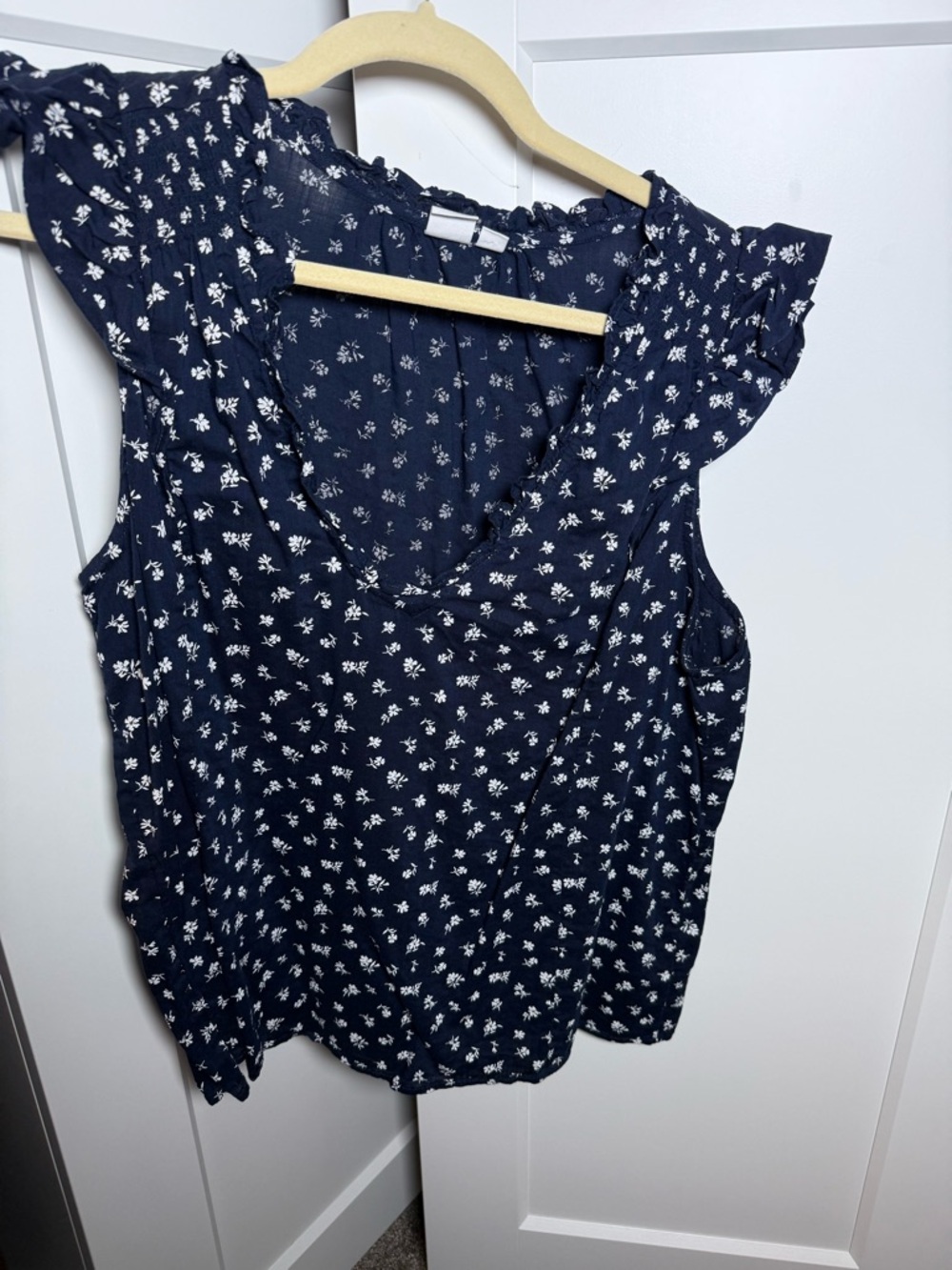 GAP Navy Floral Ruffle-Shoulder Camisole